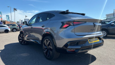 Renault Rafale E-Tech FHEV Iconic Esprit Alpine 5dr Auto 4C Hybrid Estate